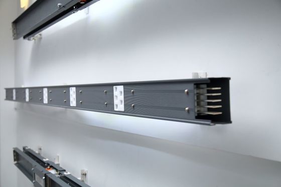 IEC 61439-1 IP54 380V 63A Lighting Electrical Busway System Copper and Aluminum Bar